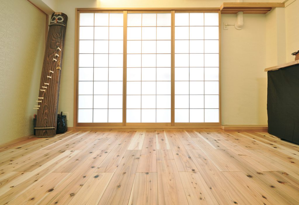 LL45マンション用無垢フローリング 杉150㎜巾 節有 オイル塗装