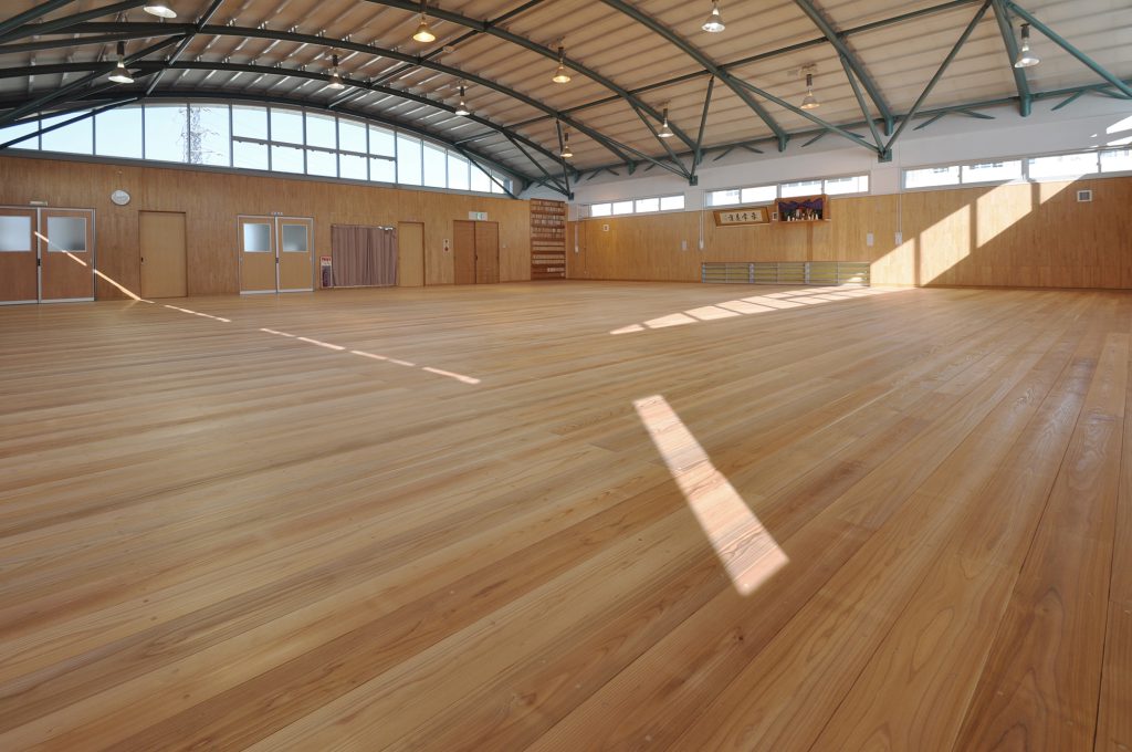 栃木県矢板中央高等学校剣道場床工事