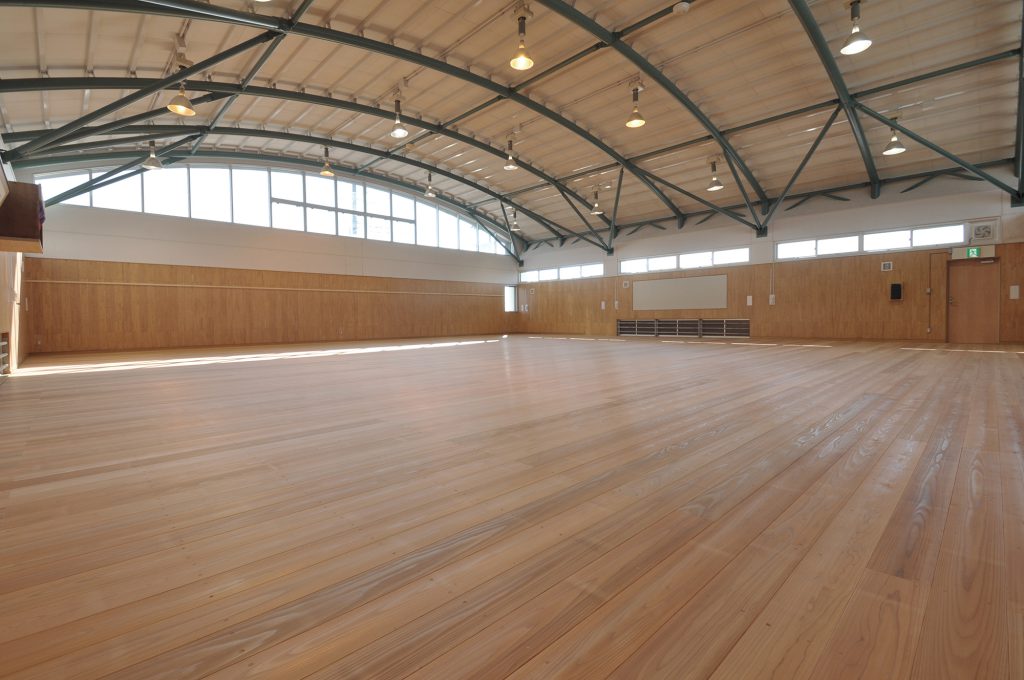 栃木県矢板中央高等学校剣道場床工事