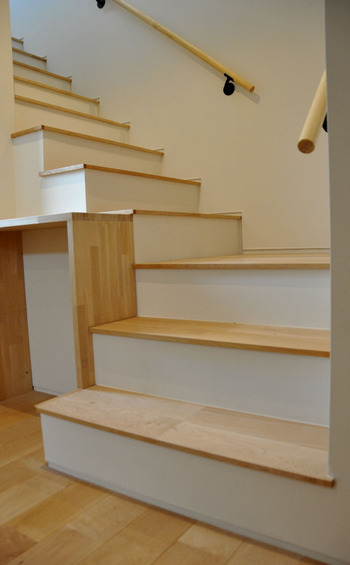 シルキーメイプル階段材 (10)