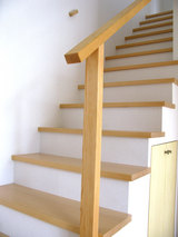 ザ・ストレートグレイン（ヘムロック・カナダツガ）　階段材
