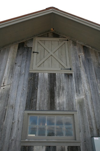 garage_grey_barn_siding