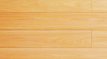 国産針葉樹百々桧（モモヒノキ）フローリングは、オイル塗装仕上げやSSGガラス塗装仕上げができる床暖房対応の無垢床材です。